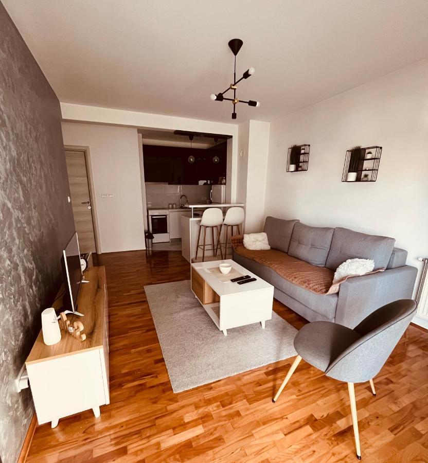 Apartman Lux Βράνιε Εξωτερικό φωτογραφία