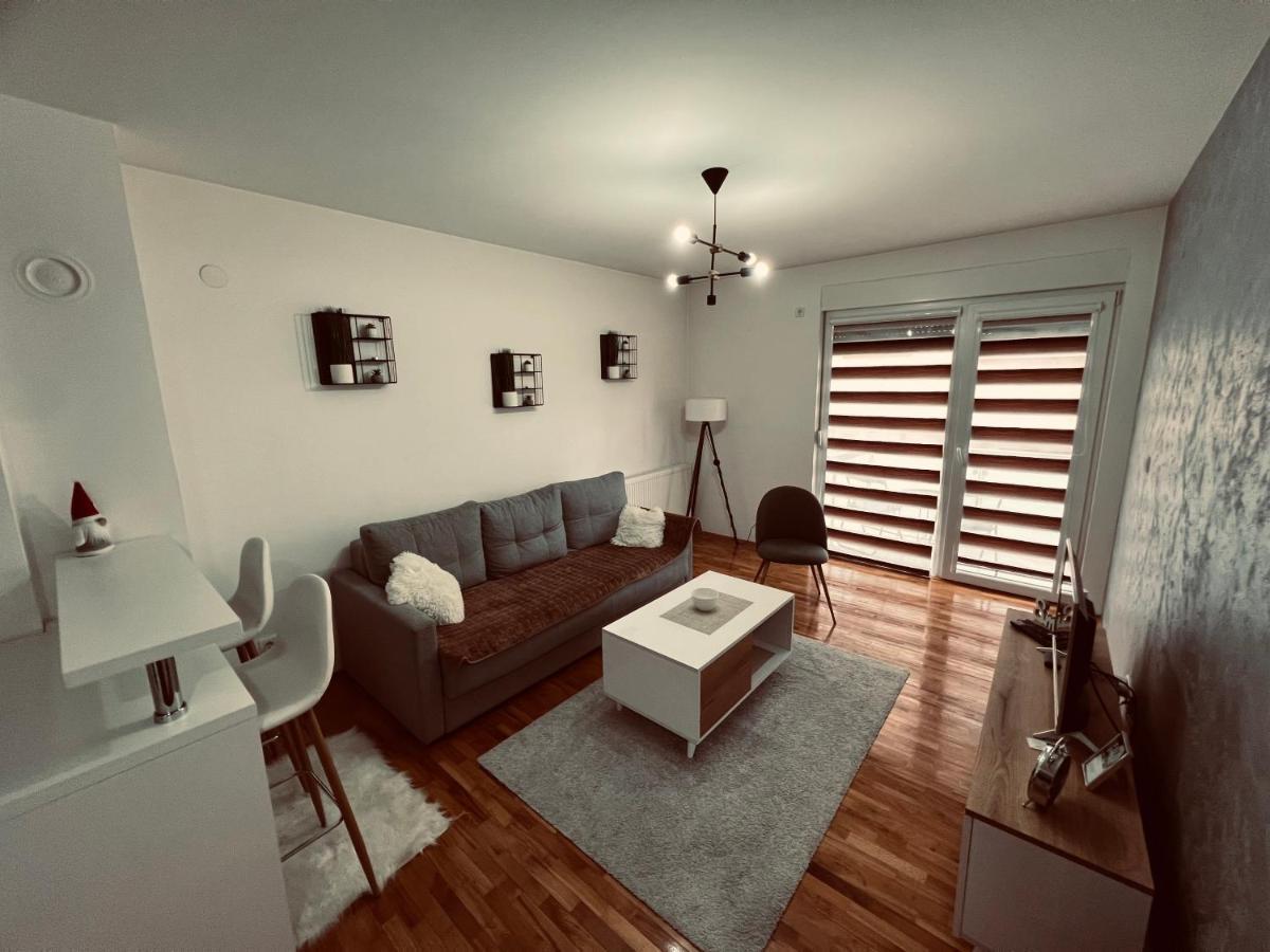 Apartman Lux Βράνιε Εξωτερικό φωτογραφία