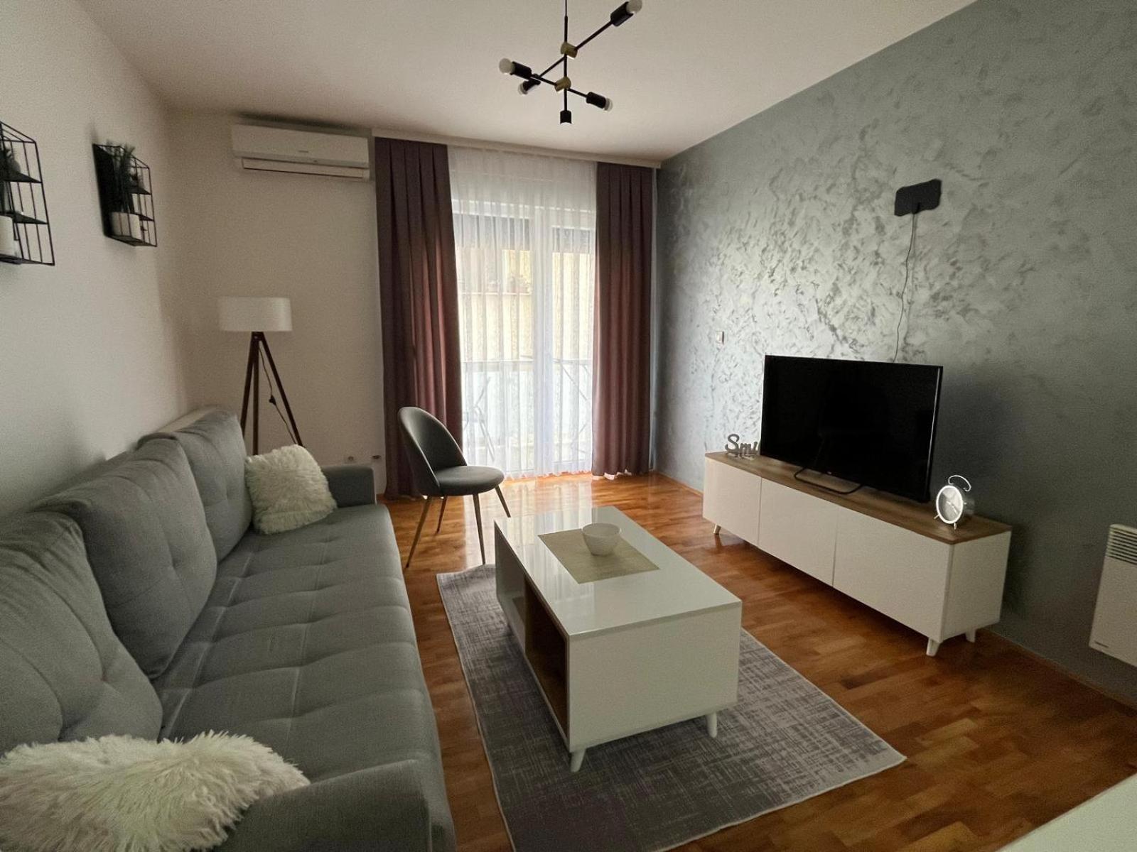 Apartman Lux Βράνιε Εξωτερικό φωτογραφία